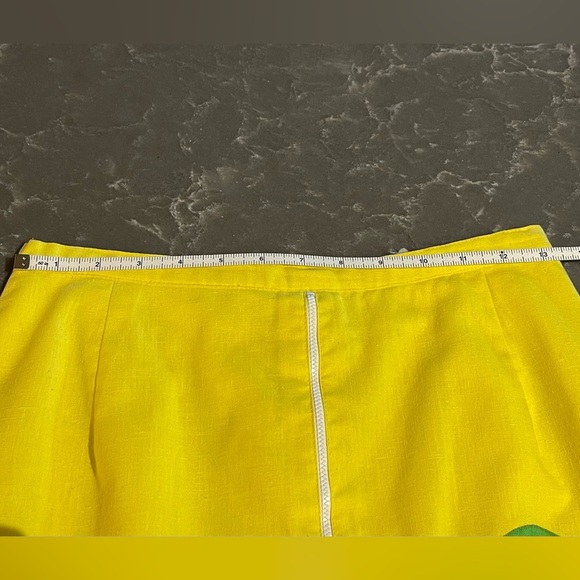 Vintage 60s/70s Yellow Fish Skirt - Picture 5 of 7